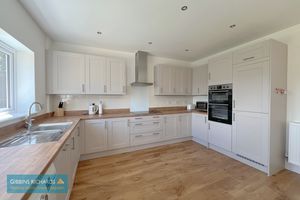 Kitchen- click for photo gallery